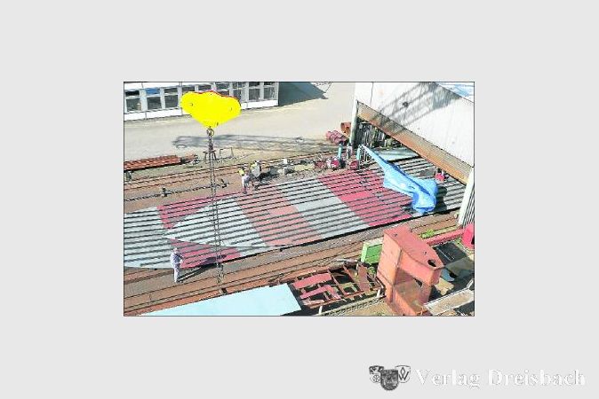 Der Grundriss der Schiffsmühle ist auf diesem Foto von den Bauarbeiten gut zu erkennen. Vorerst werden am Anlegepunkt am 20. Mai aber die Dalben ausgeliefert und in den Boden gerammt.