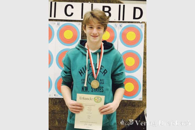 Bronzemedaille in der Jugendklasse Blankbogen: Leonhard Brehl?(Foto: privat)

&nbsp;