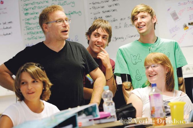 Die Schülerinnen und Schüler der Edith-Stein-Schule sind nach den Zwischenzeugnissen fleißig auf dem Weg zu ihren Prüfungen.?(Foto: Schule)
 