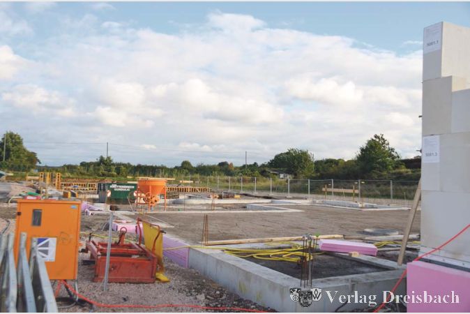 Es gibt noch viel zu tun: Zum Winter 2016/2017 soll der neue Betriebshof seinen Dienst an der Mariechen-Graulich-Stra&szlig;e aufnehmen.
(Fotos: R. D&ouml;rh&ouml;fer)