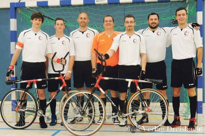 Das RSG-Bundesligateam am ersten Spieltag (v.l.): Andr&eacute; M&uuml;ller, Leon Meierle, Christoph Hau, Marco M&uuml;ller, Dennis Lipp, Dominic M&uuml;ller und Lars Meierle.
(Foto: privat)
