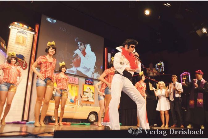 Mit einem flotten, bunten Musical f&uuml;llte der FCV das Motto &bdquo;Viva Las Vegas&ldquo; mit Inhalt. Pater Ralph, Marilyn Monroe und Elvis Presley geh&ouml;rten dazu.

&nbsp;