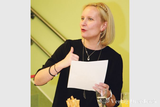 Von der Kommissarischen Leiterin Ulrike von Nida &uuml;bernahm Inga Christensen mit der R&uuml;ckkehr zum Normalbetrieb die F&uuml;hrung im Hause.