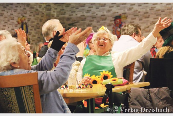 Beste Stimmung herrschte bei der &bdquo;Sachseh&auml;user Fassenacht&ldquo; am letzten Samstag in der Halle des Kleingartenvereins im Glockwiesenweg.