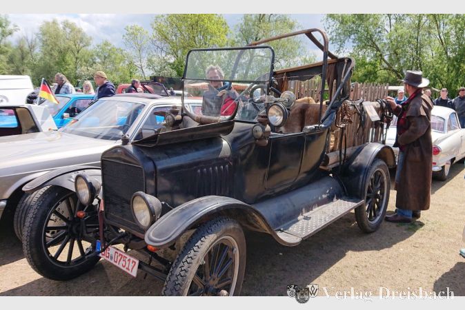 Der 96 Jahre alte Ford T aus den Reihen der IG Oldtimerfreunde beeindruckte am Sonntag die Gäste.