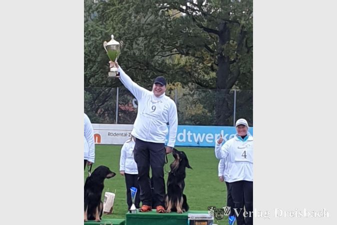 Der Deutsche Meister 2019 Reinhold Sans mit Jako ex Canis Lupus.