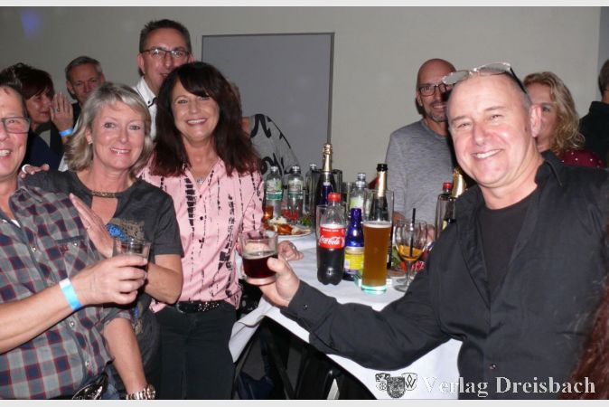 Überall waren bei der Ü45-Party des SV 07 Bischofsheim freudige Gesichter zu entdecken.