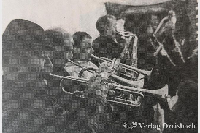 Die Turmbläser beim Weihnachtsmarkt 1999.