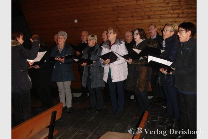Der Gemischte Chor des GV Sängerbund bildete den Rahmen der Veranstaltung.