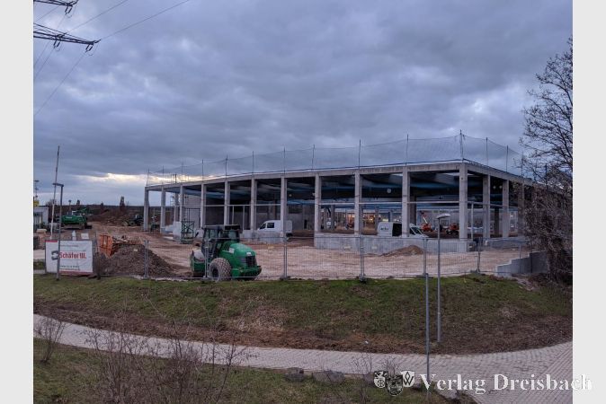 Die Baustelle für den neuen toom Baumarkt auf dem alten Praktiker-Gelände.