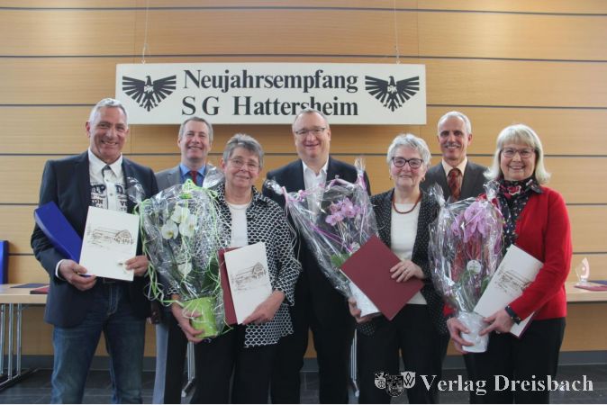 Nicht nur von den beiden Co-Vorsitzenden der SG DJK, sondern auch von der Stadt Hattersheim wurden die Mitglieder, die schon 50 Jahre der Sportgemeinschaft angehören, geehrt.
