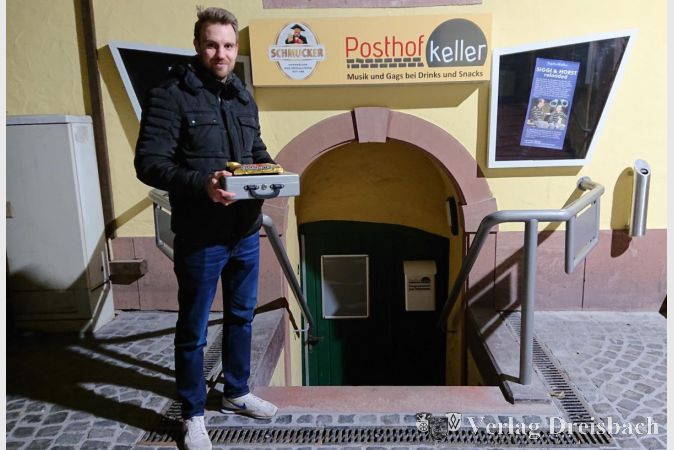 Daniel Neumann vom Hattersheimer Kulturforum e. V.: Der Posthofkeller bleibt vorerst bis nach den Osterferien geschlossen.