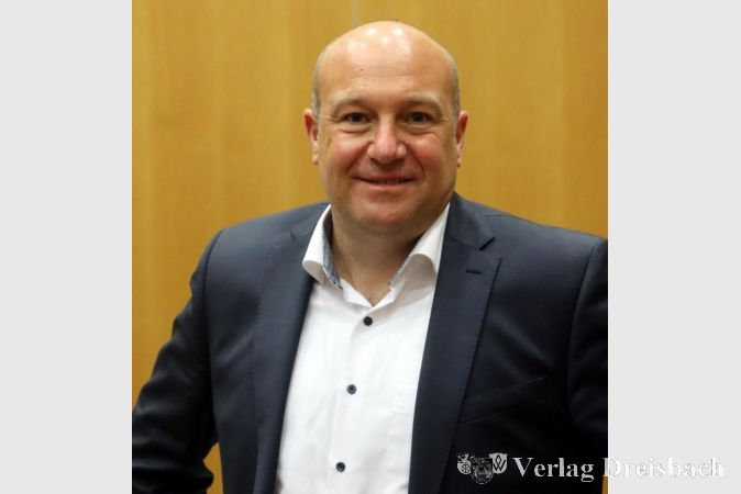 Einziger Neuling im Quartett der Stadtteilchefs: Jens Weckbach löste nach dem Stimmenzugewinn der CDU seinen SPD-Vorgänger Uwe Dicks ab.