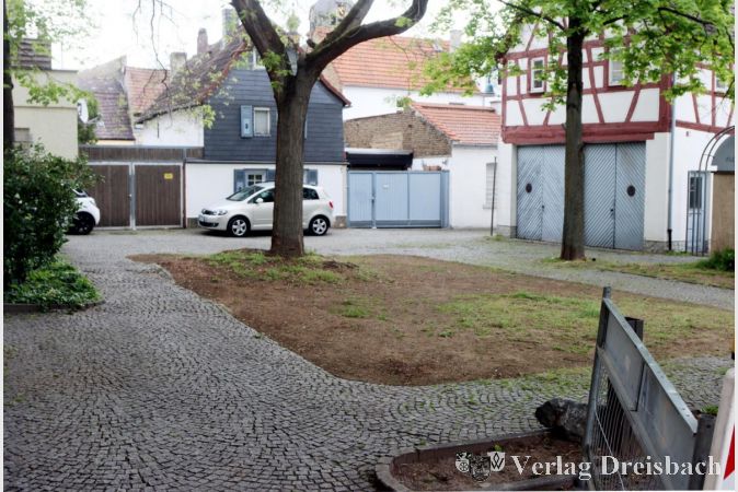 Ob es genügend Bedarf, Interesse und Akzeptanz aus der Nachbarschaft für einen Biergartenbetrieb auf dem Plätzchen hinter der Caritas-Beratungsstelle gibt, stellten die Fraktionen bei der Diskussion eines entsprechenden dfb-Antrags in Frage.