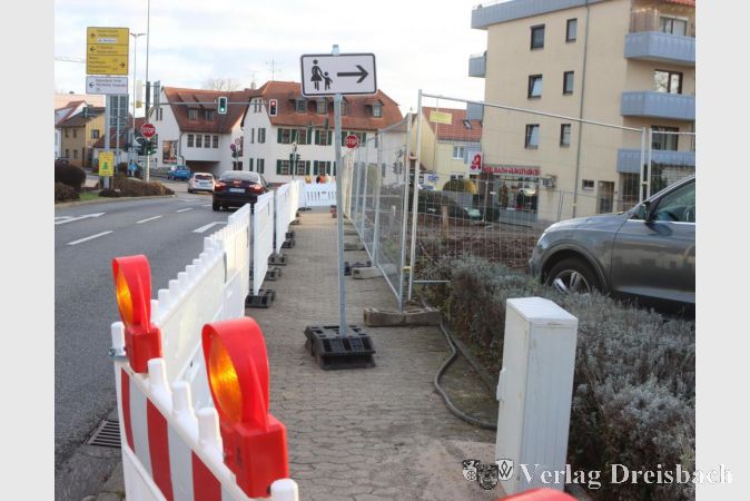 ...oder doch wieder abgesperrt wie bis Mitte Dezember? Die Stadt macht keine großen Hoffnungen, dass die hier zu sehende Variante das Bild der Baustelle in den nächsten Monaten bestimmen wird.