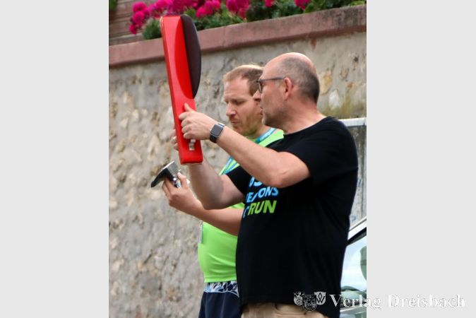 Im doppelten Sinne schlug Initiator und Organisator Michael Frost mit dem Hauptrennen die letzte Klappe für die Veranstaltungsreihe im Vorfeld des Verlobten Tages.