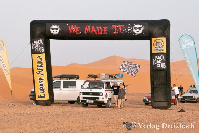 Geschafft: Glücklich erreichten Torsten Klippel und Simone Klippel-Nikolai das Ziel des "Europe-Africa Rodeo 2022".