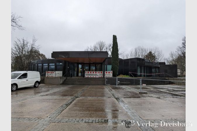 Nach wie vor ist die Stadthalle in Teilen eine Baustelle. Ende des Jahres soll endgültig wieder ein uneingeschränkter Betrieb möglich sein.