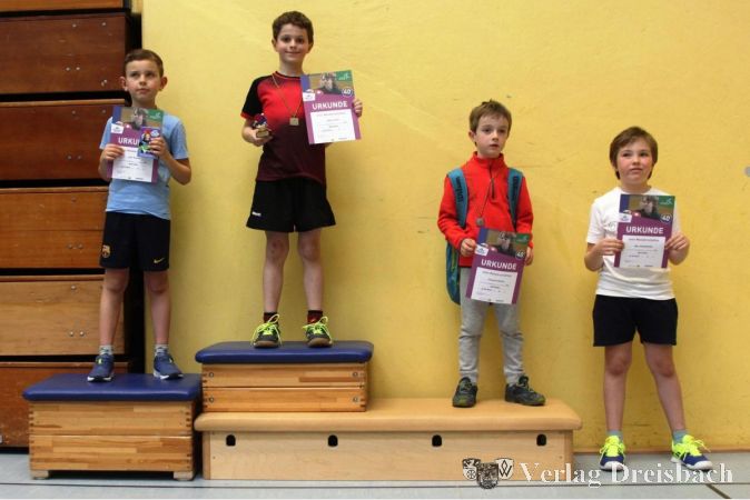 Jakob Hartel dominierte seine Altersklasse bei den mini-Meisterschaften und darf beim Bezirksentscheid antreten.