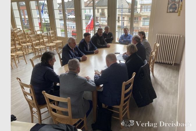 Ein Arbeitstreffen im Rathaus.