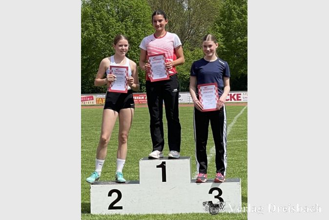 Auf dem 3. Platz Lenya Stauder.
