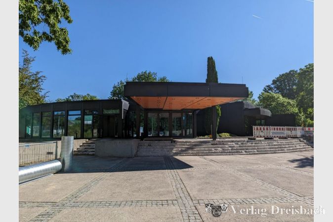 Die Hattersheimer Stadthalle im Jahre 2023.