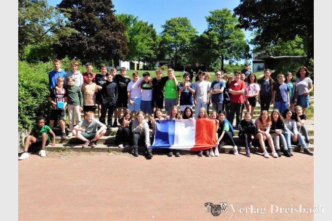 Ein Blick auf das Gruppenfoto legt nahe, dass das "FranceMobil" es durchaus geschafft hat, das Interesse an der Grande Nation und ihrer Sprache in den Reihen der WGS-Schülerschaft stärker zu wecken.