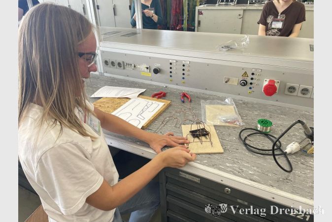 Emma Kleineberg, Schülerin am Graf-Stauffenberg-Gymnasium, war eine von 16 Mädchen, die am Girls4MINT-Programm teilnahm.