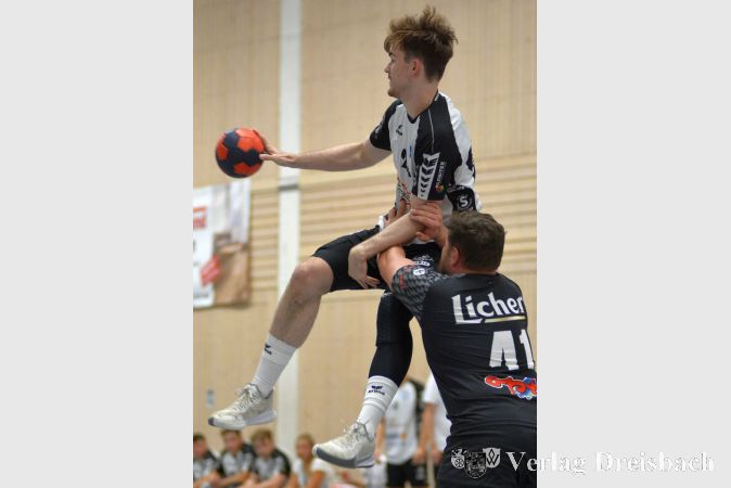 Jan Zeitträger übernimmt in seiner zweiten Aktivensaison direkt Verantwortung auf der Spielmacherposition.