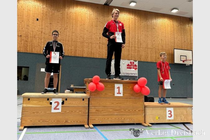 Lukas Reichardt (l.) erreichte bei den Gau-Einzelmeisterschaften den zweiten Platz.