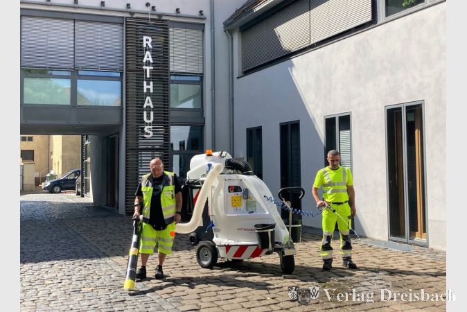Der vollelektrische Stadtabfallsauger Glutton H2O Perfect.