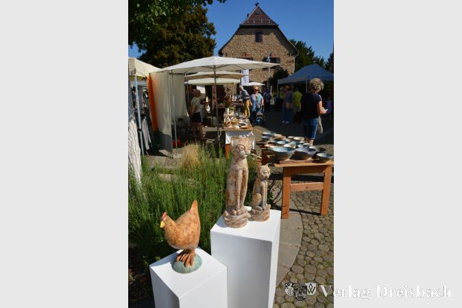 Der Flörsheimer Töpfermarkt bietet eine Mischung aus Keramikkunst und Gemeinschaftsgeist.