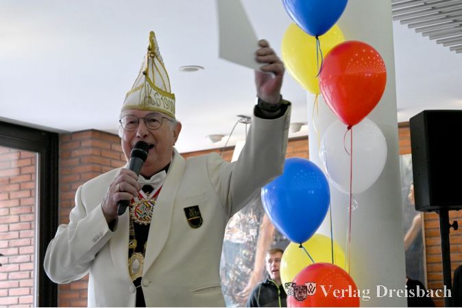 Der zweite Geehrten Erhard Blatt