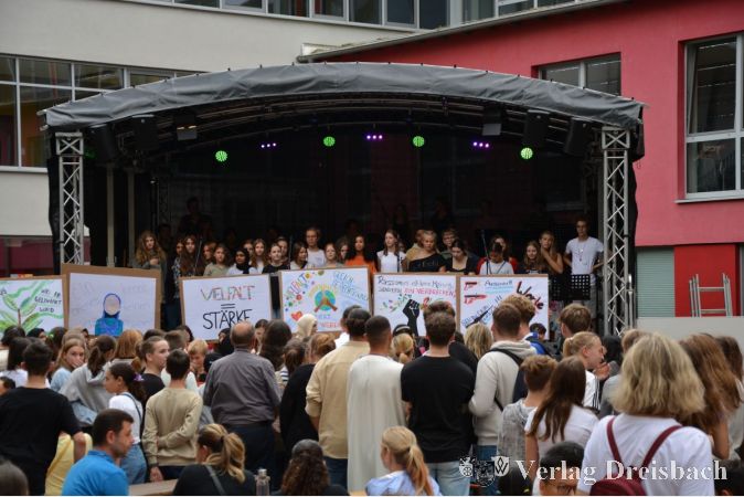 Engagement für Toleranz und Vielfalt demonstrierte "Schule ohne Rassismus - Schule mit Courage".