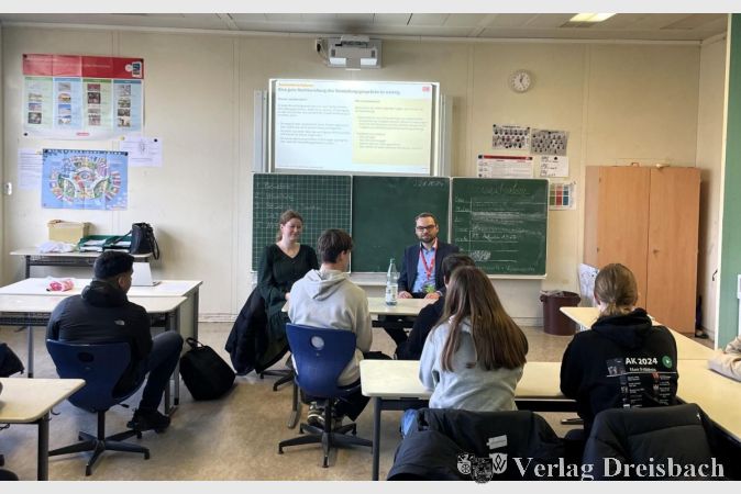 Simuliertes Bewerbungsgespräch mit Personalmanagerin Luisa da Silva und Ausbildungsgesamtkoordinator Jan-Niclas Peifer.