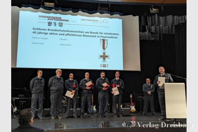Verleihung der Silbernen und Goldenen Brandschutzehrenzeichen am Bande.