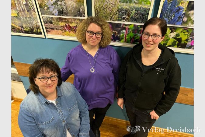 Der neue Vorstand des Frauenchors Cantabile. V.l.n.r.: Kassiererin Claudia Andreäe, 1. Vorsitzende Alexandra Gutberlet, 2. Vorsitzende Katharina Hohmann. Nicht auf dem Bild: Schriftführerin Tanja Lipka.