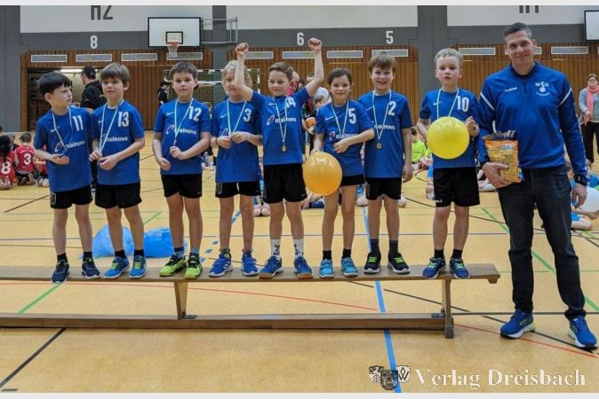 So sehen glückliche Kinder aus: Die F2 beim Spielfest in Hofheim.