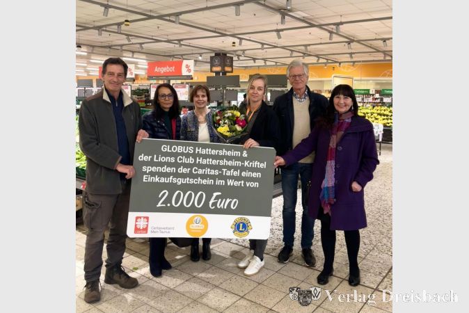 V.l.n.r.: Markus Barthel (Leiter Tafel Hattersheim-Hofheim) Ute Schuler (Abteilungsleitung Jugend und Soziales, Caritasverband Main-Taunus e.V.) Marion Uhle-Fassing (Lions Club), Jana Urun-Heinze (Geschäftsleiterin Globus-Markt Hattersheim) Dr. Jürgen Köster und Edeltraud Moos-Czech (Lions Club).