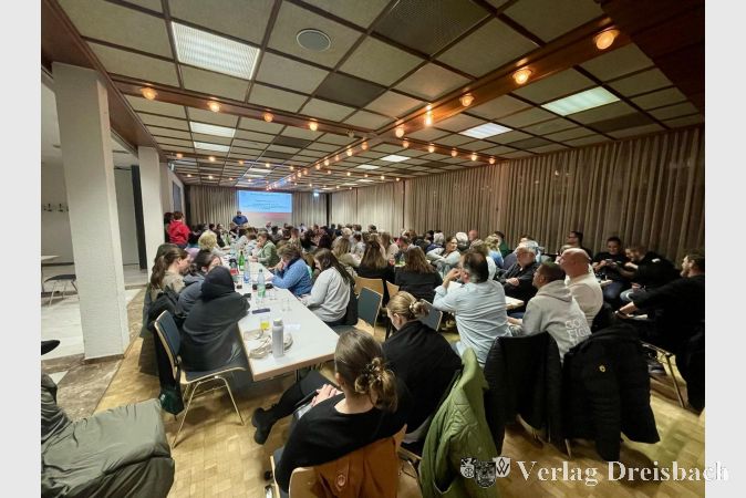 Anwesende im Bürgerhaus zur JHV des KKK.