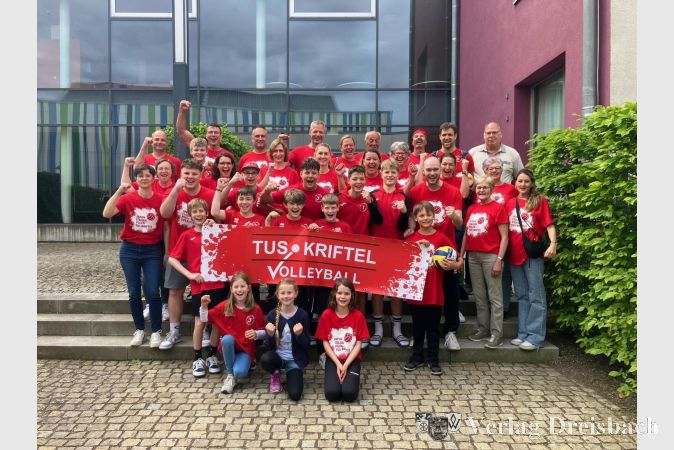 Kräftigen Support gab es auch von den mitgereisten Eltern der U14-Volleyballer, die am Ende auch über die Bronzemedaille jubeln konnten.