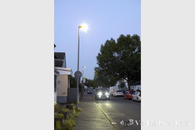 Intelligente LED-Beleuchtung in Eddersheim An der Lache/Ecke Nibelungenstraße.