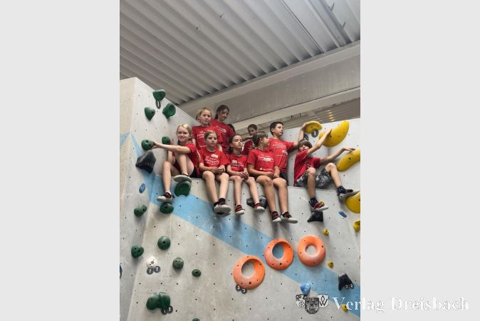 Die Kids in der Boulderwelt Frankfurt.
