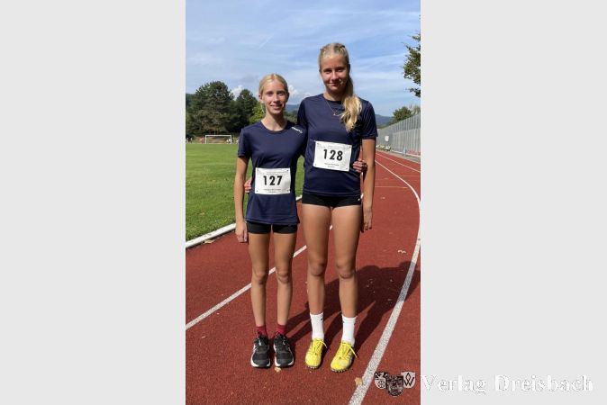 Anastasia Breuninger (links) und Vanessa Hermann.