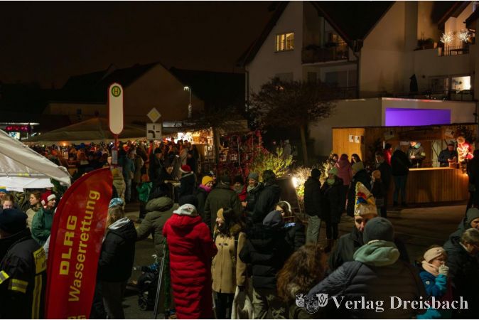 Nach Einbruch der Dunkelheit wurde es richtig gemütlich und besinnlich.