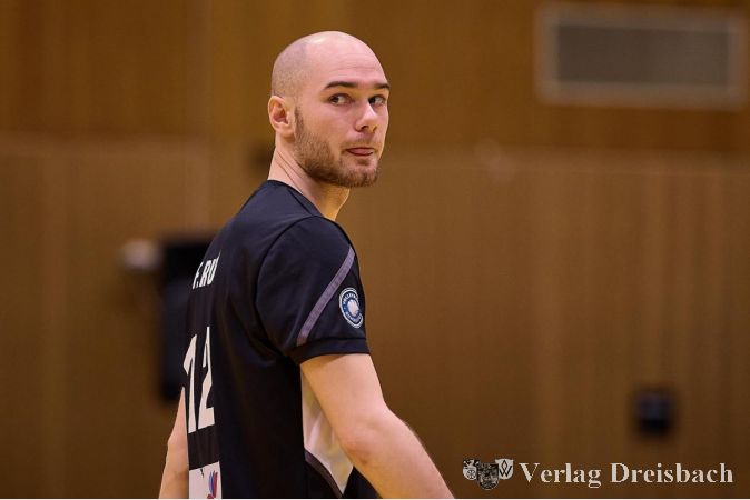 Libero Florian Ruhm blickt auf ein unglückliches Wochenende zurück. Beim Doppel-Auswärts-Spieltag in Bühl und in Ludwigsburg sprang nur ein Punkt heraus.