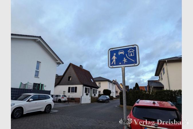 Neue Beschilderung in der Windthorststraße.