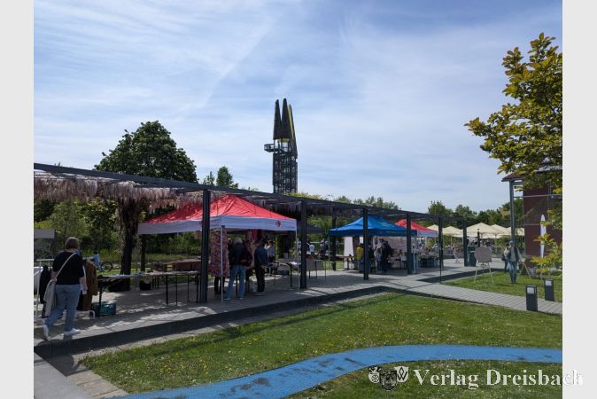 Über 40 Aussteller präsentierten sich am Sonntag auf dem Gelände der Weilbacher Kiesgruben.