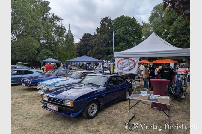 Stand des Capri-Clubs Deutschland e.V. 1990.
