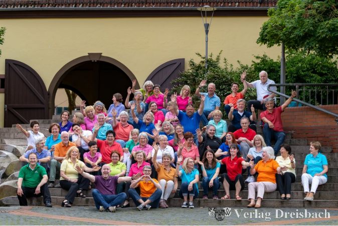 Die Chorgemeinschaft Hattersheim trat am Sonntagvormittag bei den Klassikertagen auf dem Marktplatz auf.